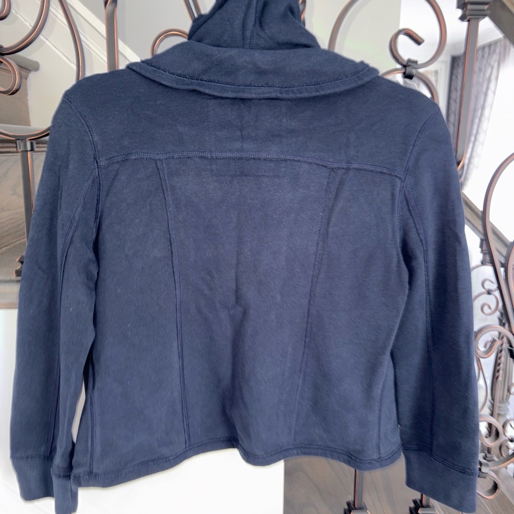 Hollister Women’s Navy Crop Sweatshirt with Hood and 3/4 Sleeves Size M - Picture 5 of 5